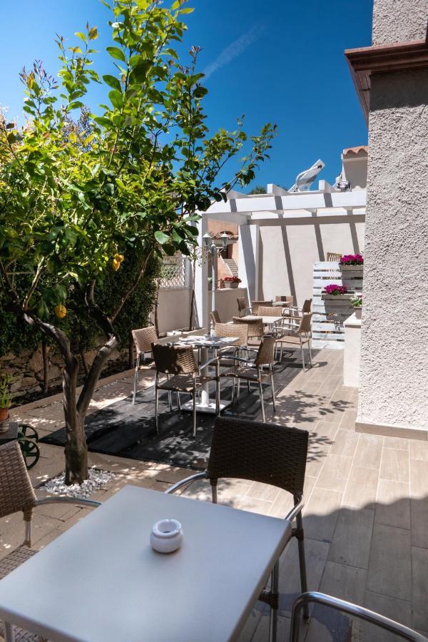 Marme Hotel San Teodoro Kültér fotó